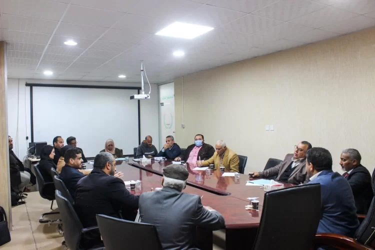اجتماع موسع مع أعضاء اللجنة المُكلفة من وزارة القوى العامة بطرابلس