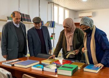 زيارة علمية الى الجامعة