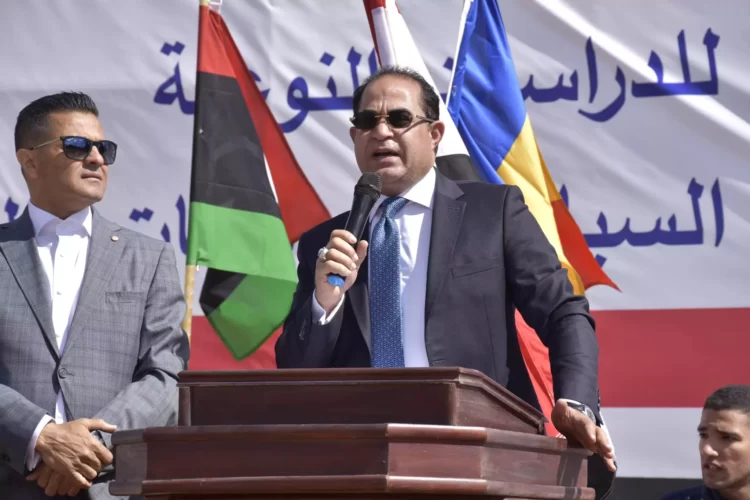 تكريم وفد مجلس الجامعة