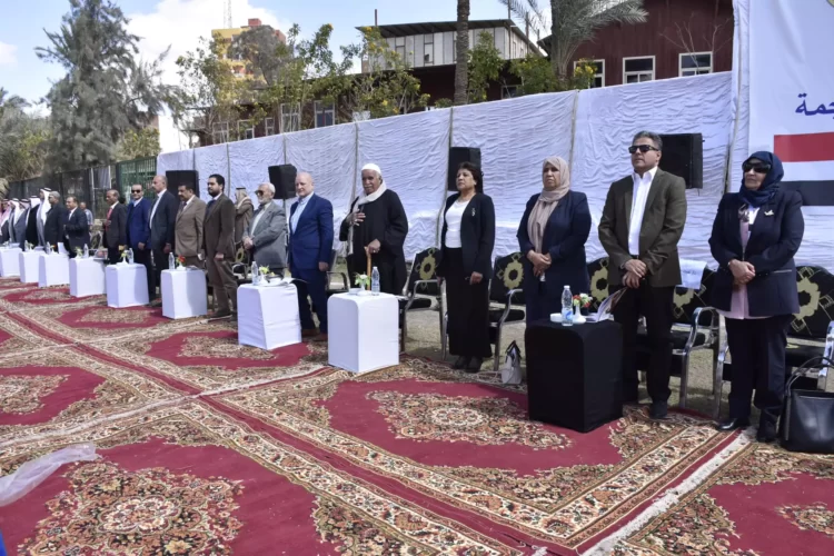 تكريم وفد مجلس الجامعة