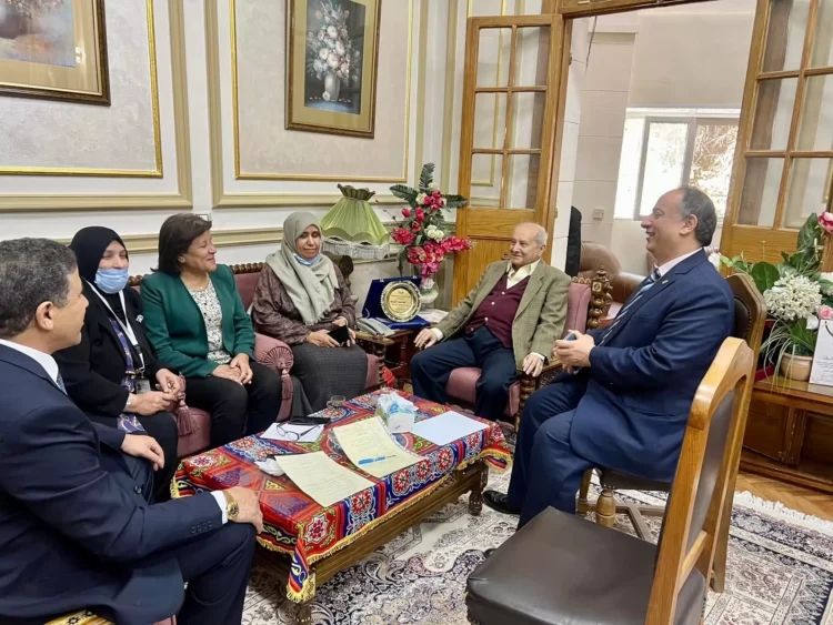 زيارة وفد مجلس إدارة جامعة السلام الدولية لجامعة القاهرة