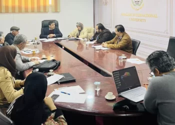 اجتماع مجلس إدارة الجامعة لمناقشة تطوير الأمور الأكاديمية والإدارية